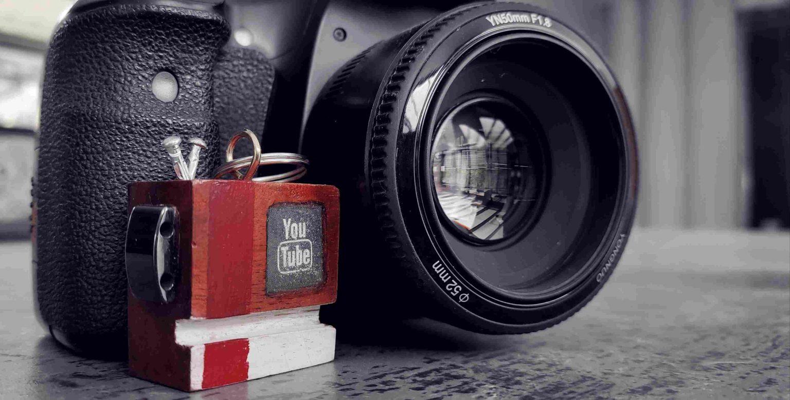 image-bkbots-avec-un-appareil-photo